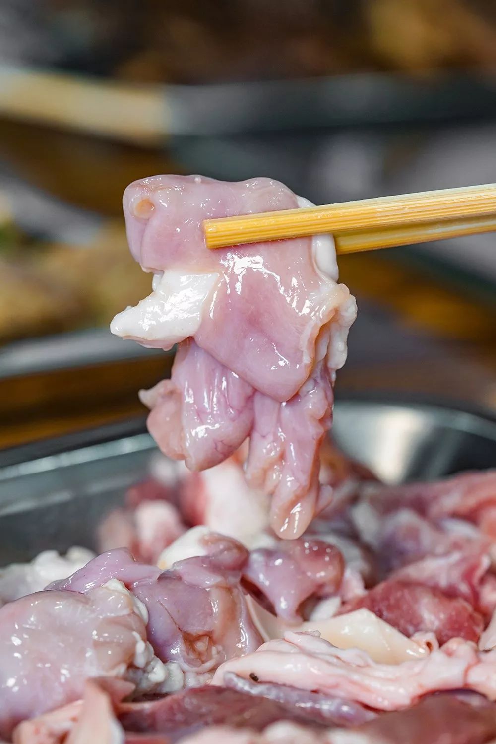 猪双边肠如果人多,或者特别爱吃某①样,店里的每一种牛八宝和猪杂都是