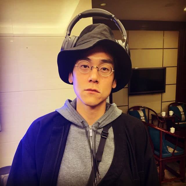 彭于晏才澄清和张钧甯结婚传闻晒素颜照便遭吐槽这颜值崩塌了