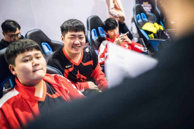 gemini爆料ag超玩会将引进强力边路edgm放弃无痕mc将重回qg