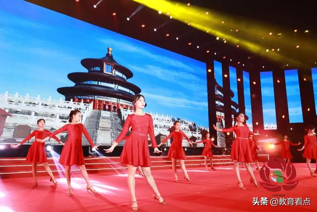 廣州市第八十九中學(xué)藝術(shù)節(jié)文藝匯演暨100周年校慶晚會(huì)(圖44)