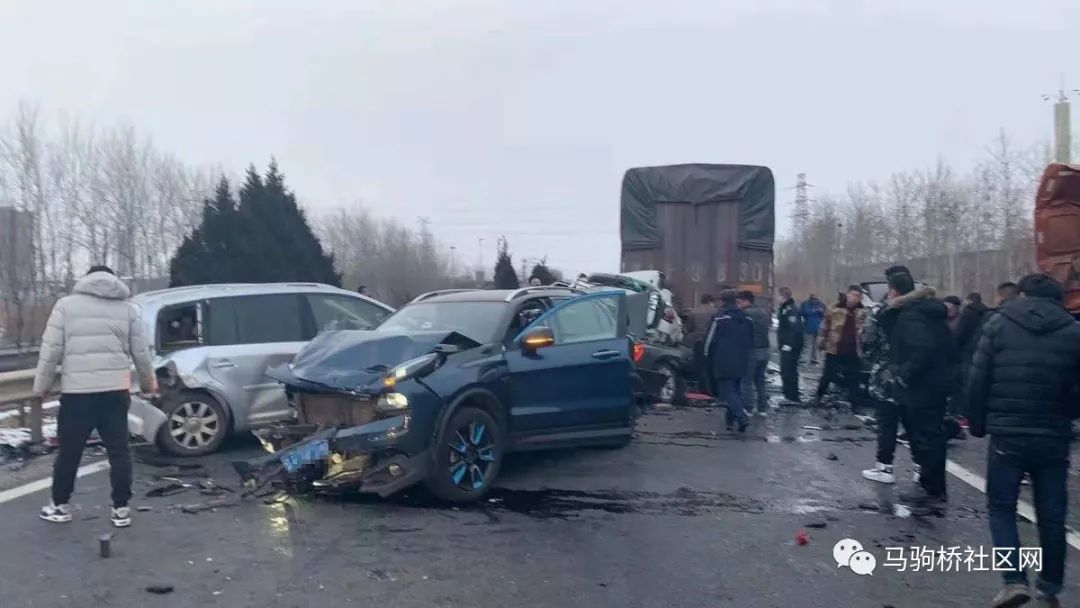 前两天京沪高速一起交通事故太惨了!