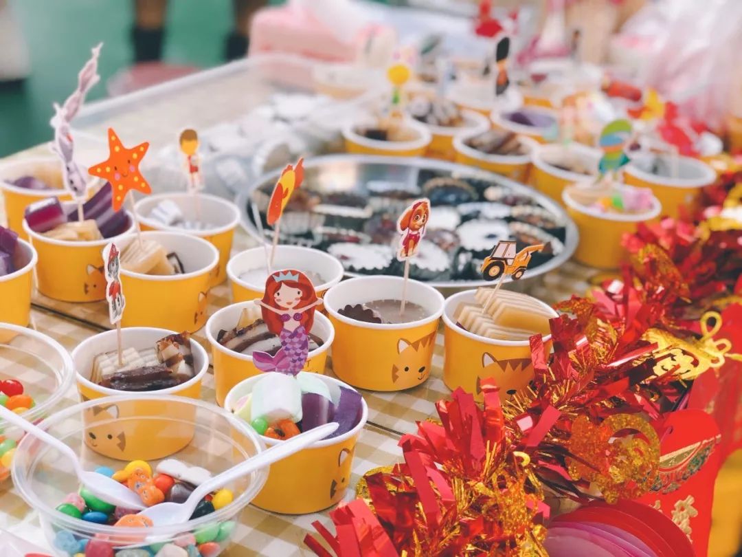 智慧儿童自然成长迎新春献爱心逛庙会沥东幼儿园迎新庙会活动