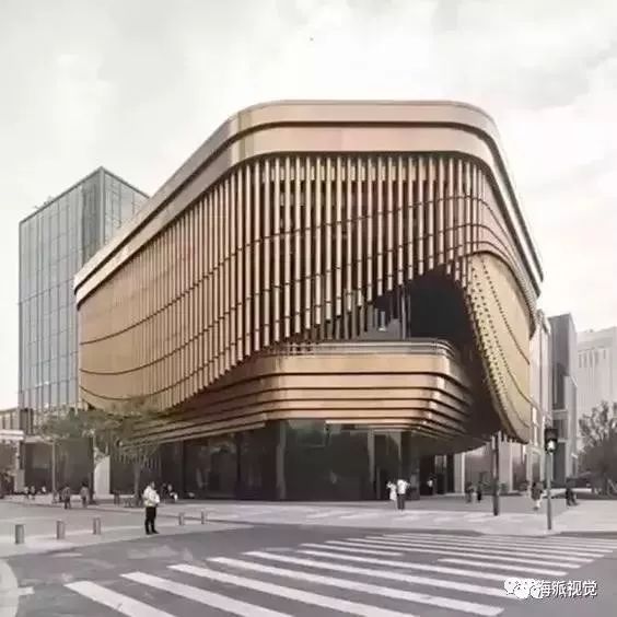 鬼才设计师托马斯在上海建造了一座会跳舞的建筑