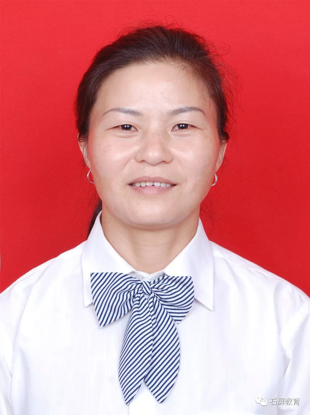 后秀红李 佳何 涛石屏教学名师:张海萍 石屏县教研室教研员杨云鸿