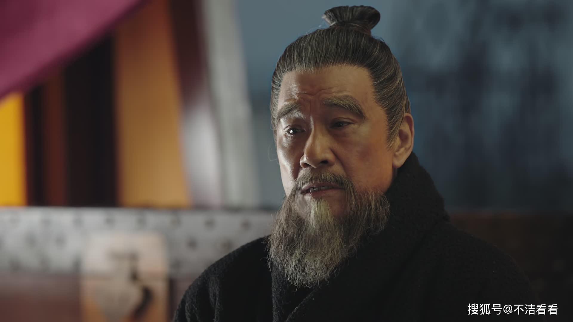 虽然朱棣是造反得皇位,但王学圻的表演让我们感受不到愤怒,或许是主角