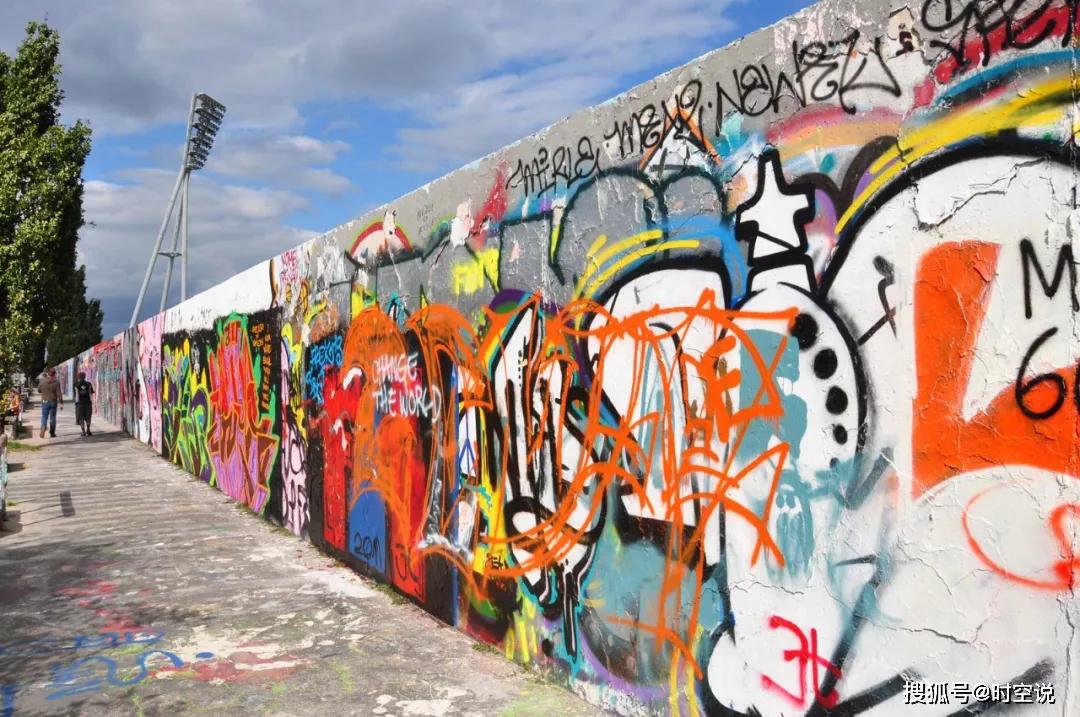 在美国校园涂鸦案件中每年有多少学生被捕