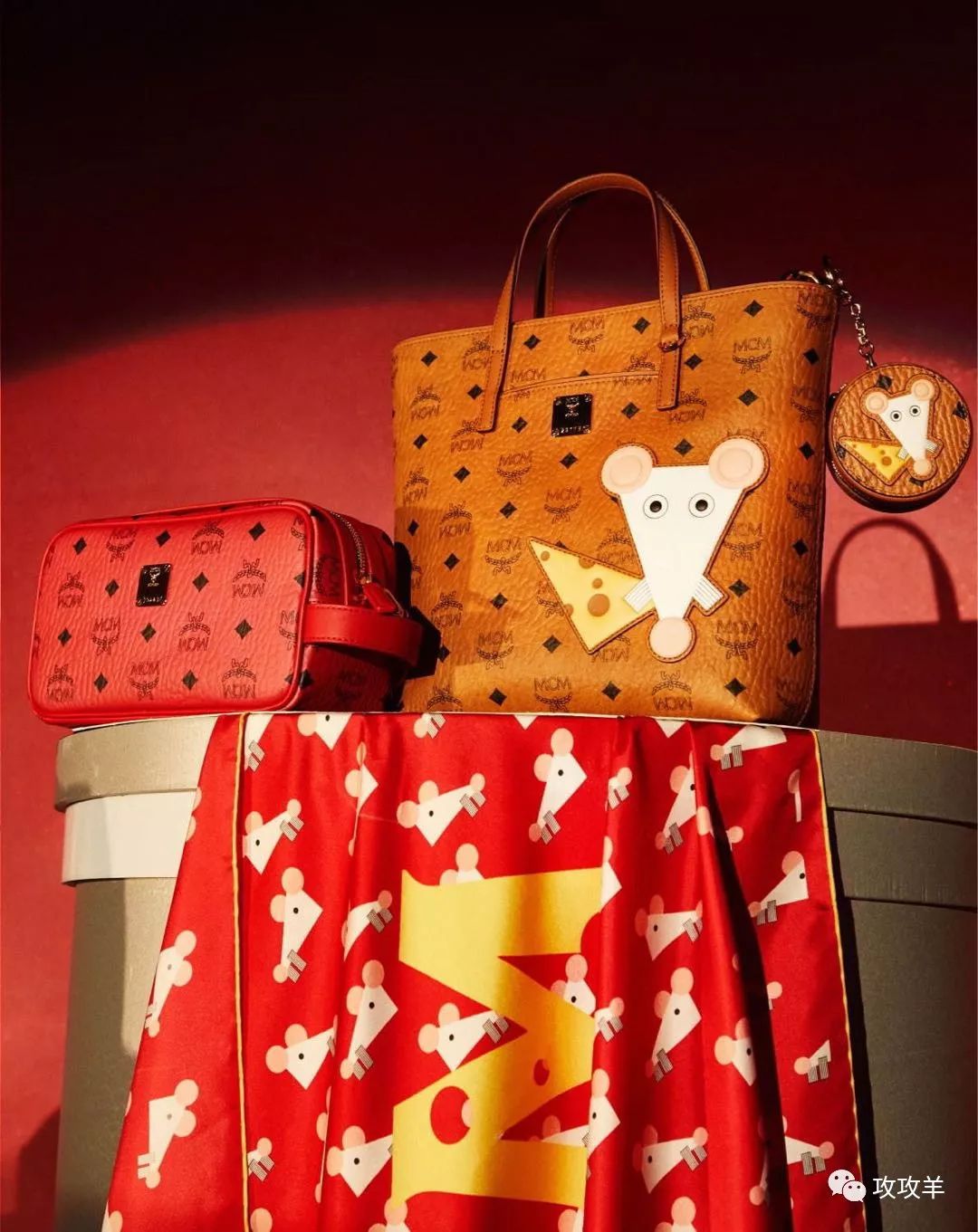 与迪士尼合作推出米奇 米老鼠系列!产品超多!而且都还挺好看!