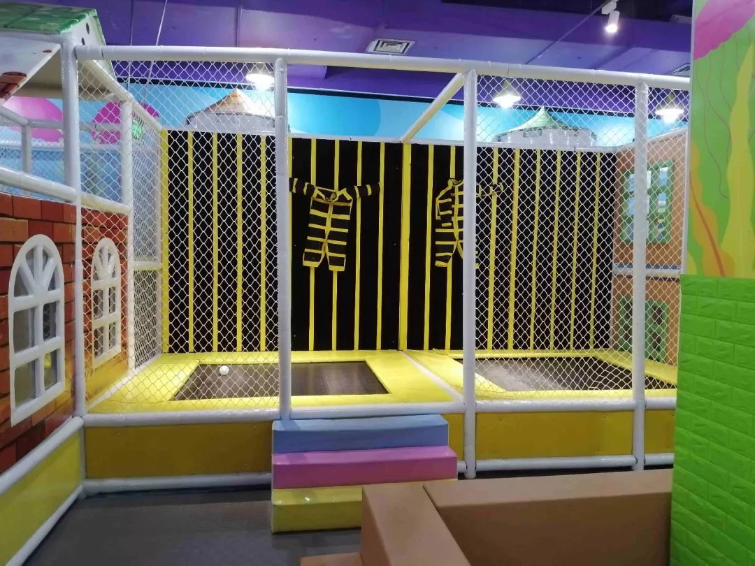 乐翻天大型儿童游乐园让宝贝放肆玩快来呀