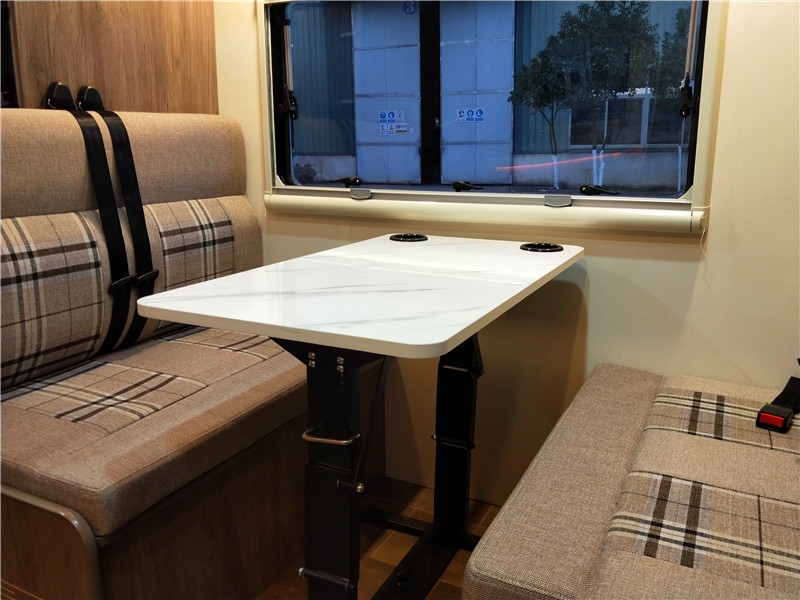 星旺房车给您不一样的依维柯欧胜c型房车体验