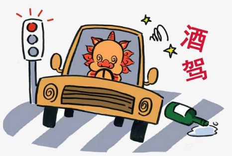 傻眼中牟兩輛車同時闖紅燈瞬間相撞四個人被甩出車外更嚇人的是