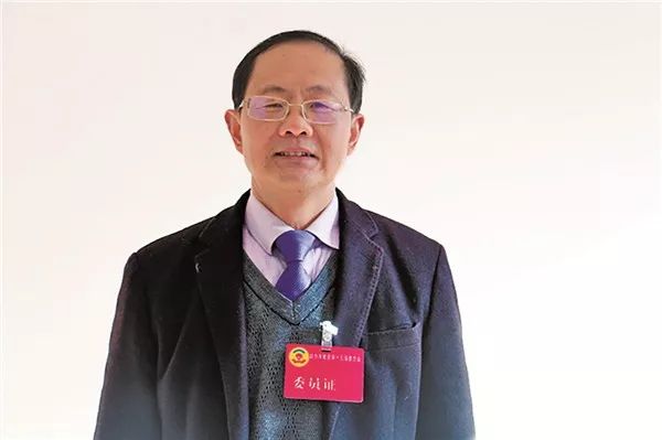 刘继荣 委员 :"县政协常委会工作报告主题明确,内容丰富,数据详实,既