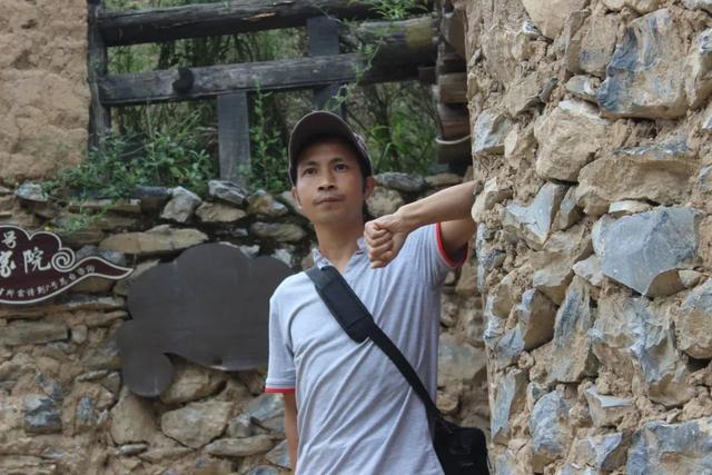 出彩新时代廖志平作品欣赏第三届艺在眼前网络展