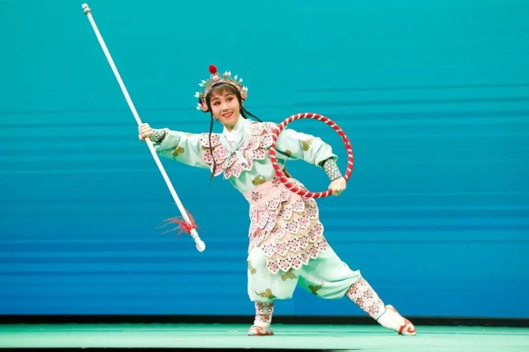 青春如许,不负年华 ——献给上越青年演员赵一兰_越剧