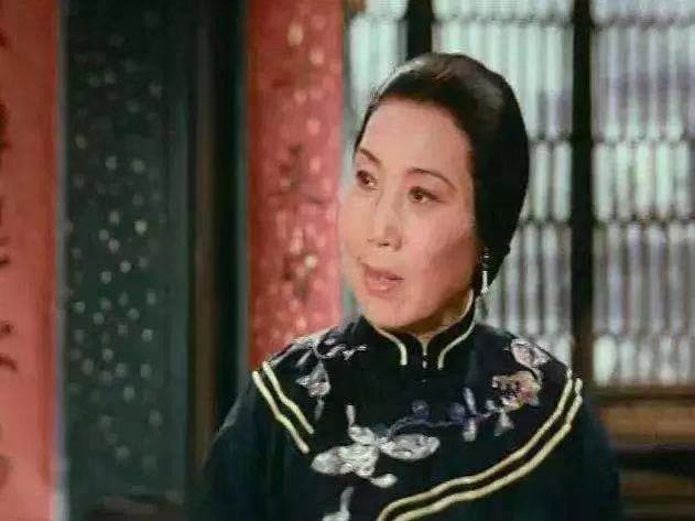 曾出演《梁山伯与祝英台》,著名越剧表演艺术家金艳芳昨逝世