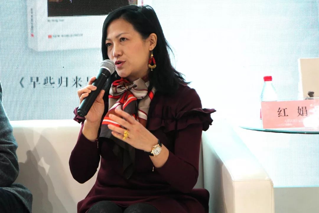 中国外文局副局长陆彩荣,中国外文局总编室主任黄卫,新世界出版社社长