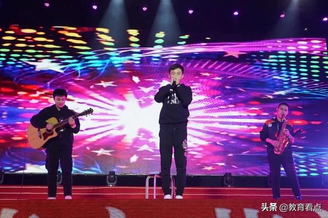 廣州市第八十九中學(xué)藝術(shù)節(jié)文藝匯演暨100周年校慶晚會(huì)(圖39)