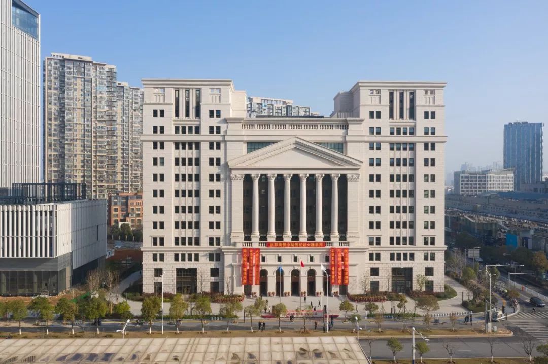 热烈祝贺中航信托新大楼启用