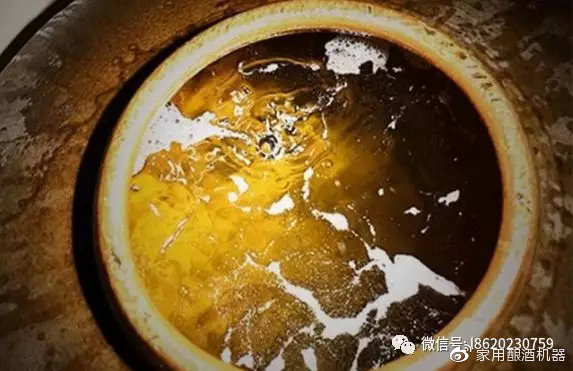 真全糧蒸酒機器-顏色發黃的白酒,一定是好酒嗎?