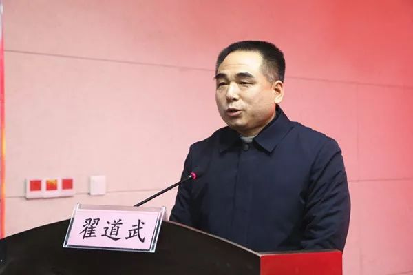 中共河南省委直属机关工委宣传部长翟道武表示,各位书法家能够来到