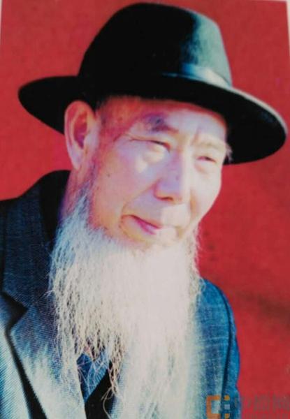 河南易学大师赵喜任批生前不孝死后孝写长诗劝世人生前尽孝