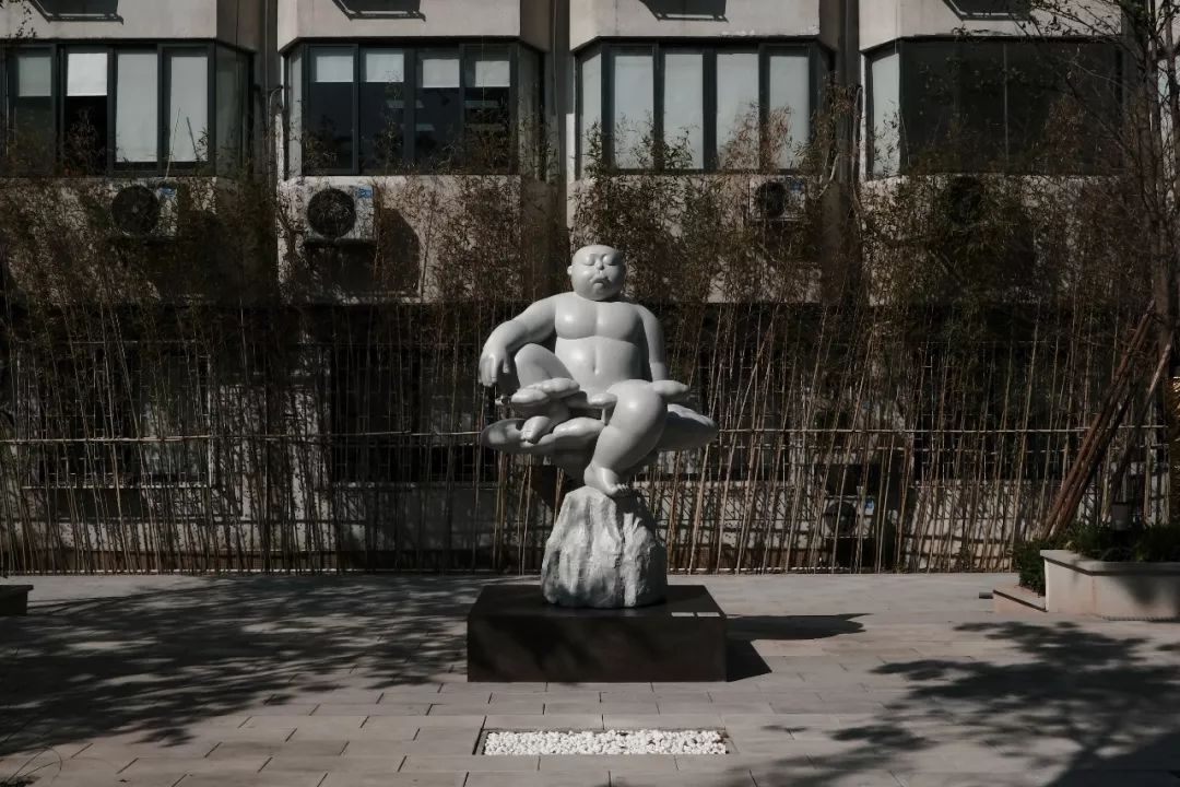 谢远清:心塑自在_雕塑