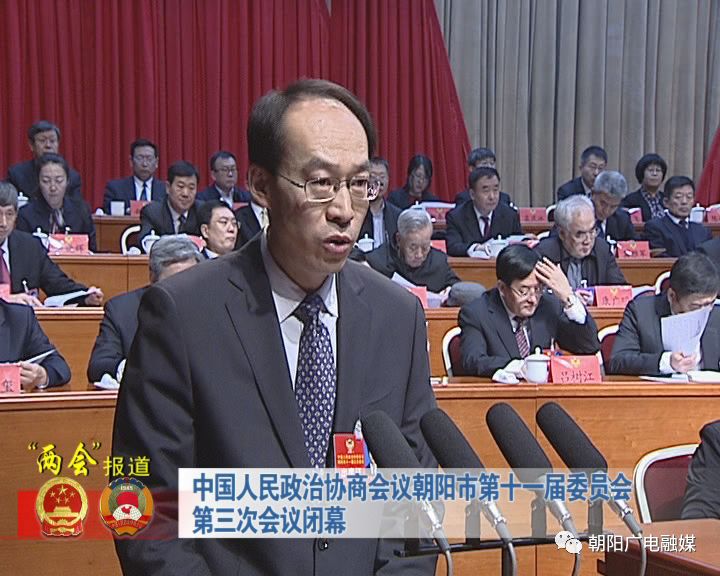 的市委,市人大,市政府,市中级人民法院,市人民检察院领导有:汪立坤