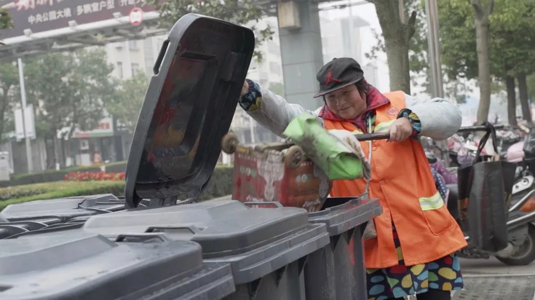 公益行动丨温暖这座城关爱户外工作者用爱让冬天不再寒冷