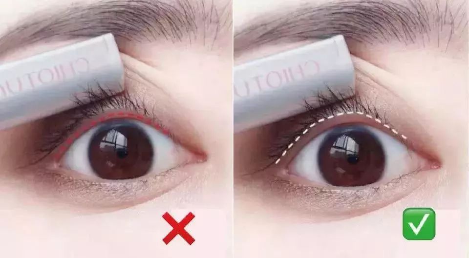 眼线只要画一半就能美得刚刚好