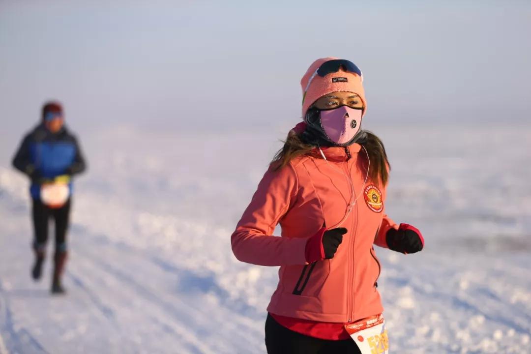 冰上马拉松搅热冬季达里湖,房车助力疯狂独角兽追逐战!_选手