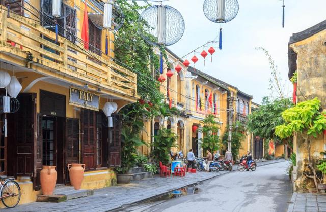 越南有一特别古城,建筑融合多国风格,汉字曾是官方指定用字
