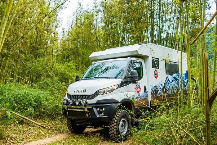 高端精品四驱房车速腾newdaily4x4漫步者四驱越野房车