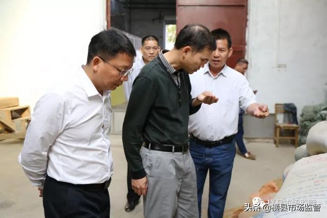 横县副县长带队检查年关食品生产经营链