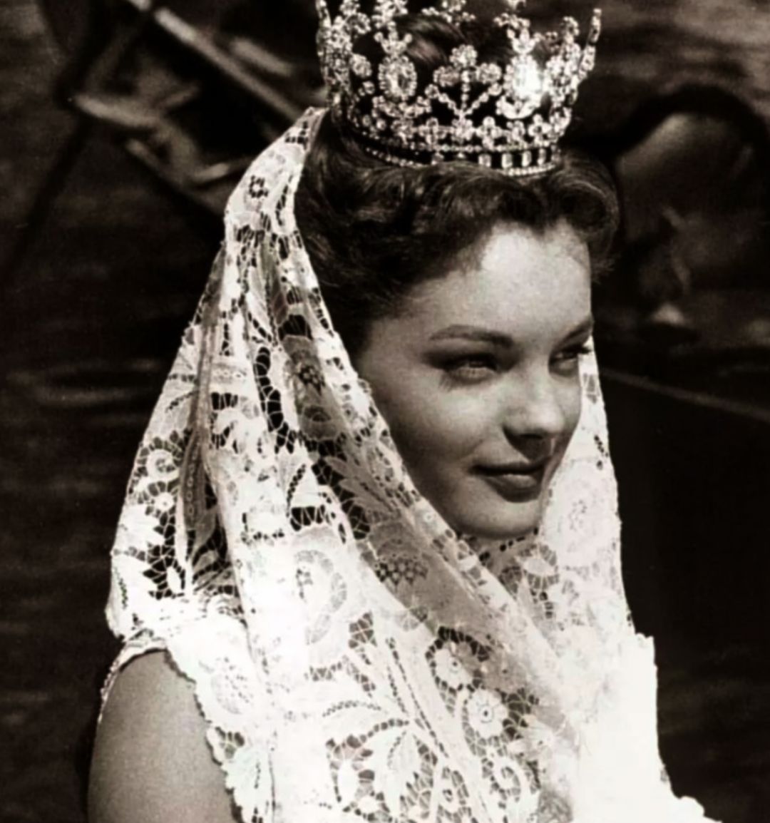 一生绝代风姿世人心中的茜茜公主结局却如此不幸