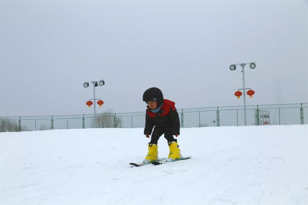 红薯岭滑雪场图片