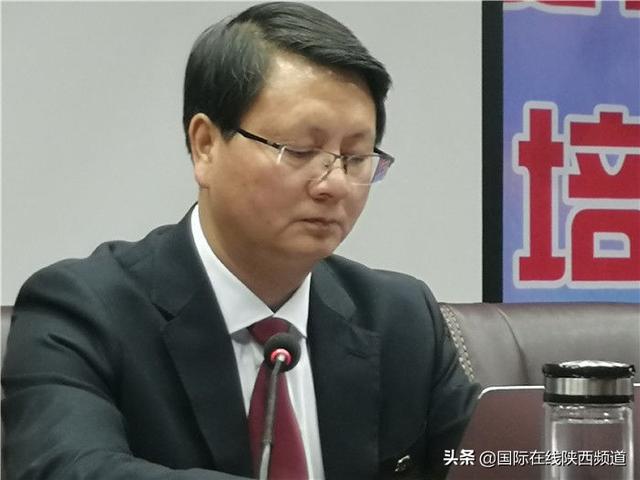 延安宣传部副部长图片