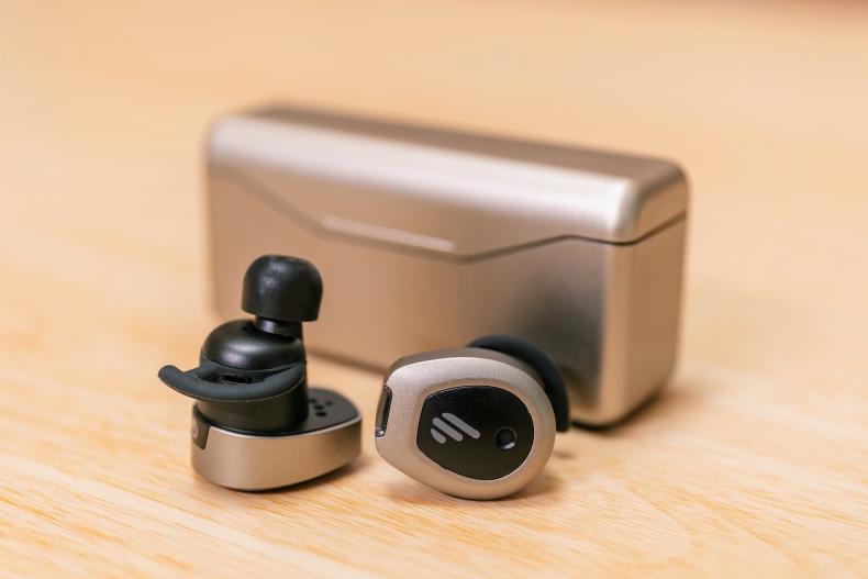 漫步者亮相ces2020这耳机亮眼