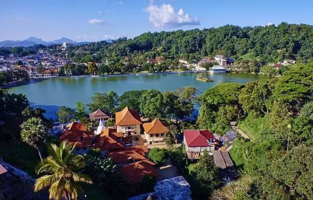 锡兰古国美爆你的朋友圈花一国钱游两国体验高跷渔夫阿育吠陀按摩千与