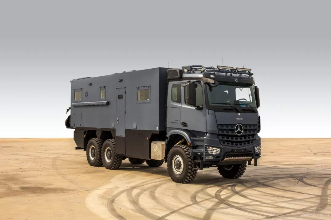 诺马迪森"征途者"b豪华越野房车 让山野有家的味道