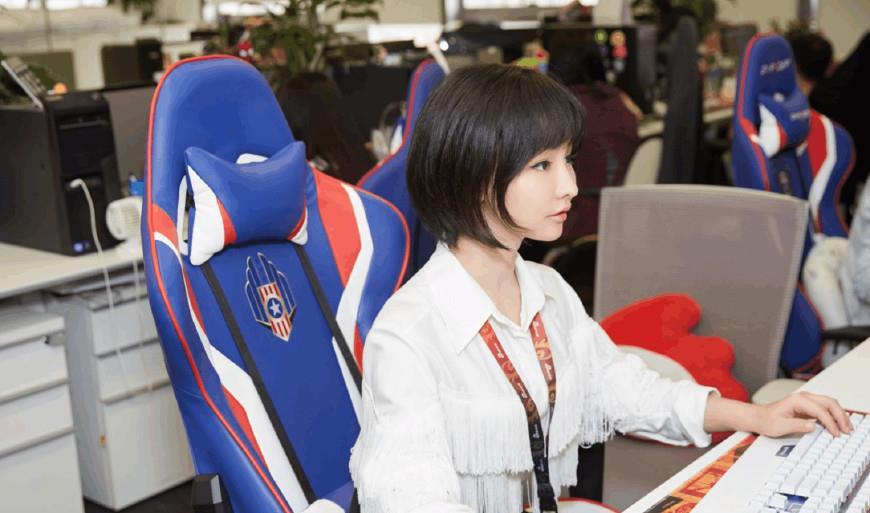 新浪游戏二十周年之际电竞女王miss入职谁说女子不如男