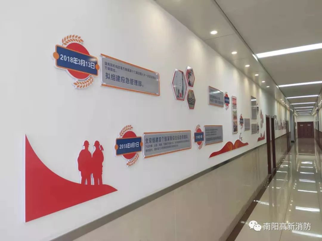 方寸显真情细微见真章高新大队更新营区文化长廊助推正规化建设步伐