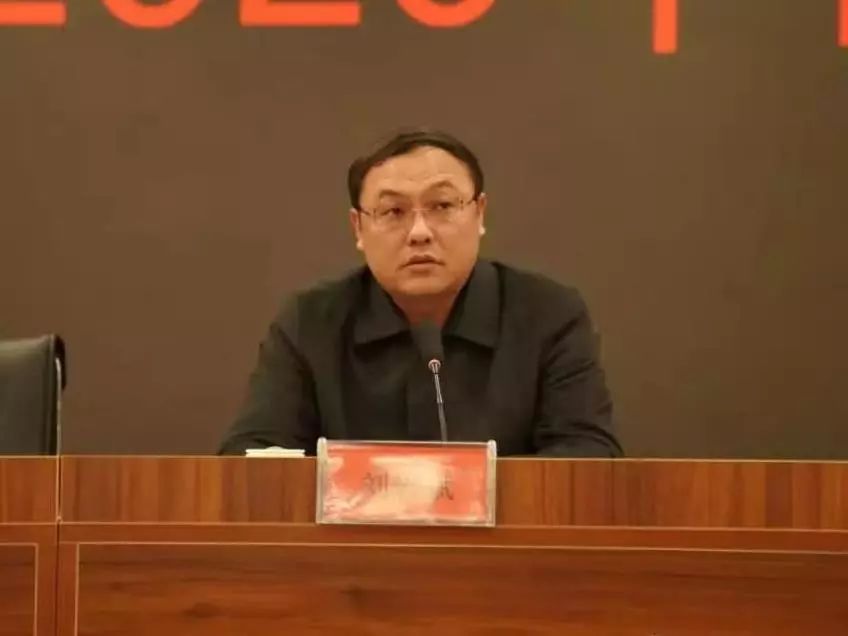 1月9日上午,县政府副县长韩建国在邢台县客运管理中心三楼会议室主持