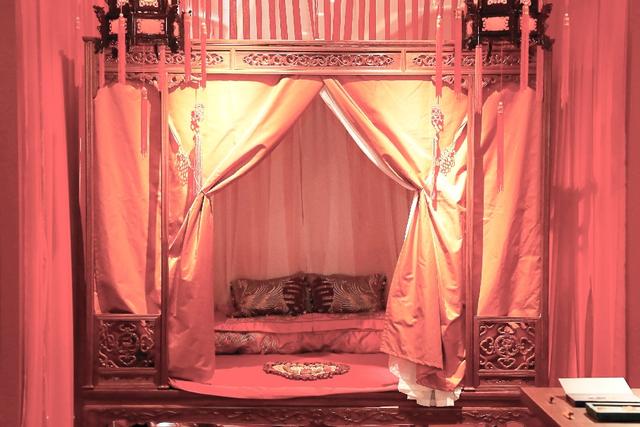 "宫囍龙凤呈祥"故宫古代婚礼主题展走进天津金街