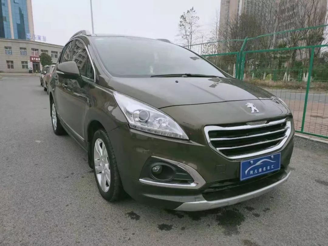 新到:15年城市越野标致3008,新车指导价:22.07万,2015款1.