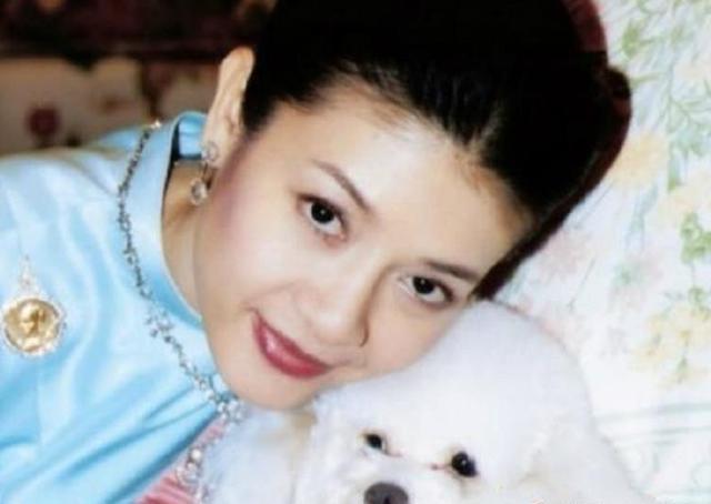 原创泰国西拉米王妃8张颜值巅峰的美照哪一张惊艳了你