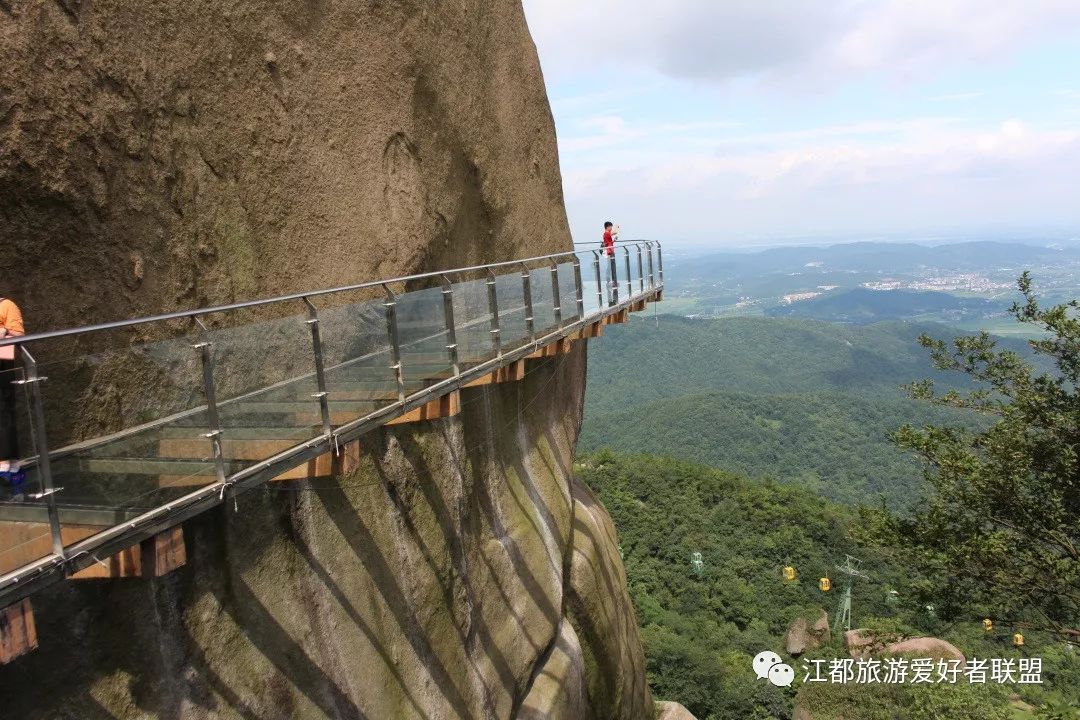 巨石山玻璃栈道图片图片