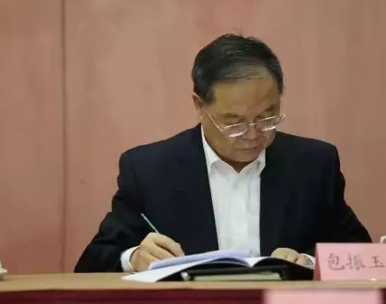 那顺孟和严谨细致地抓好大会组织工作确保大会风清气正圆满成功