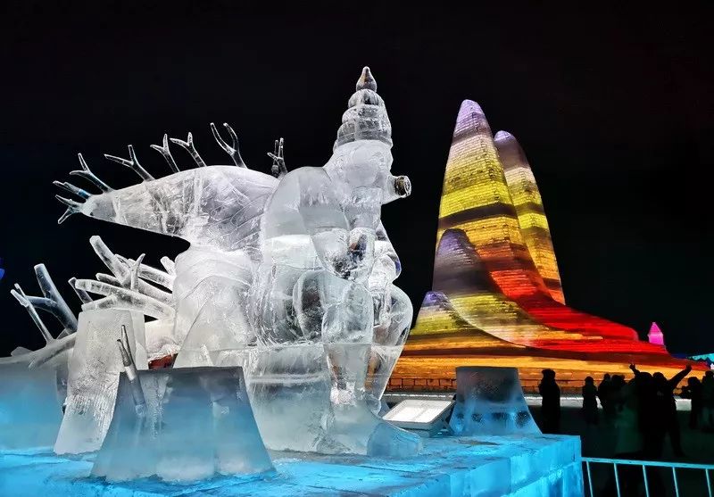 香港首届哈尔滨冰雪节图片