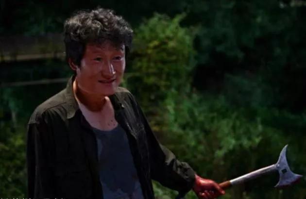 至今很多韩国女人不敢穿长筒袜,竟是因为这个人魔…._姜浩淳