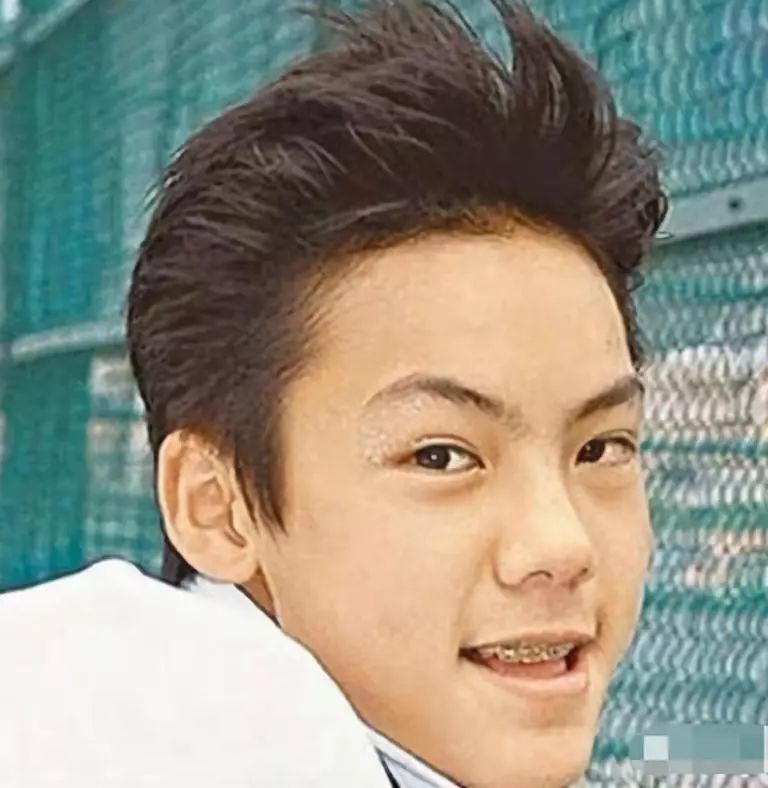 曝光陈伟霆大尺度动图!看完鼻血喷到外太空!_牙齿