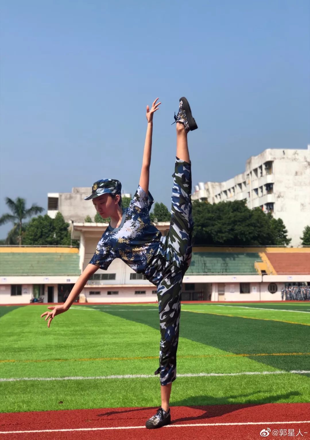 舞蹈生的军训,超美